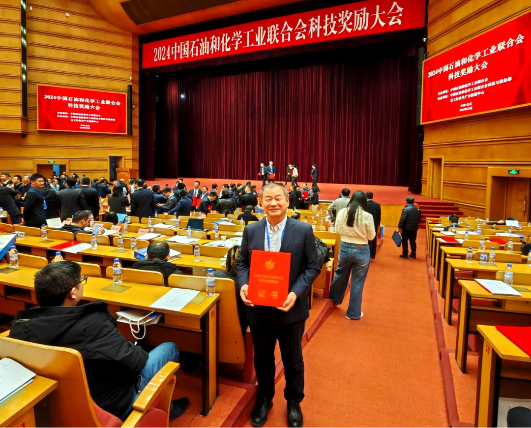 倍荣耀 | 恭贺z6com·尊龙凯时及张建飞总经理，，，请接收双倍喜悦！！！！ 